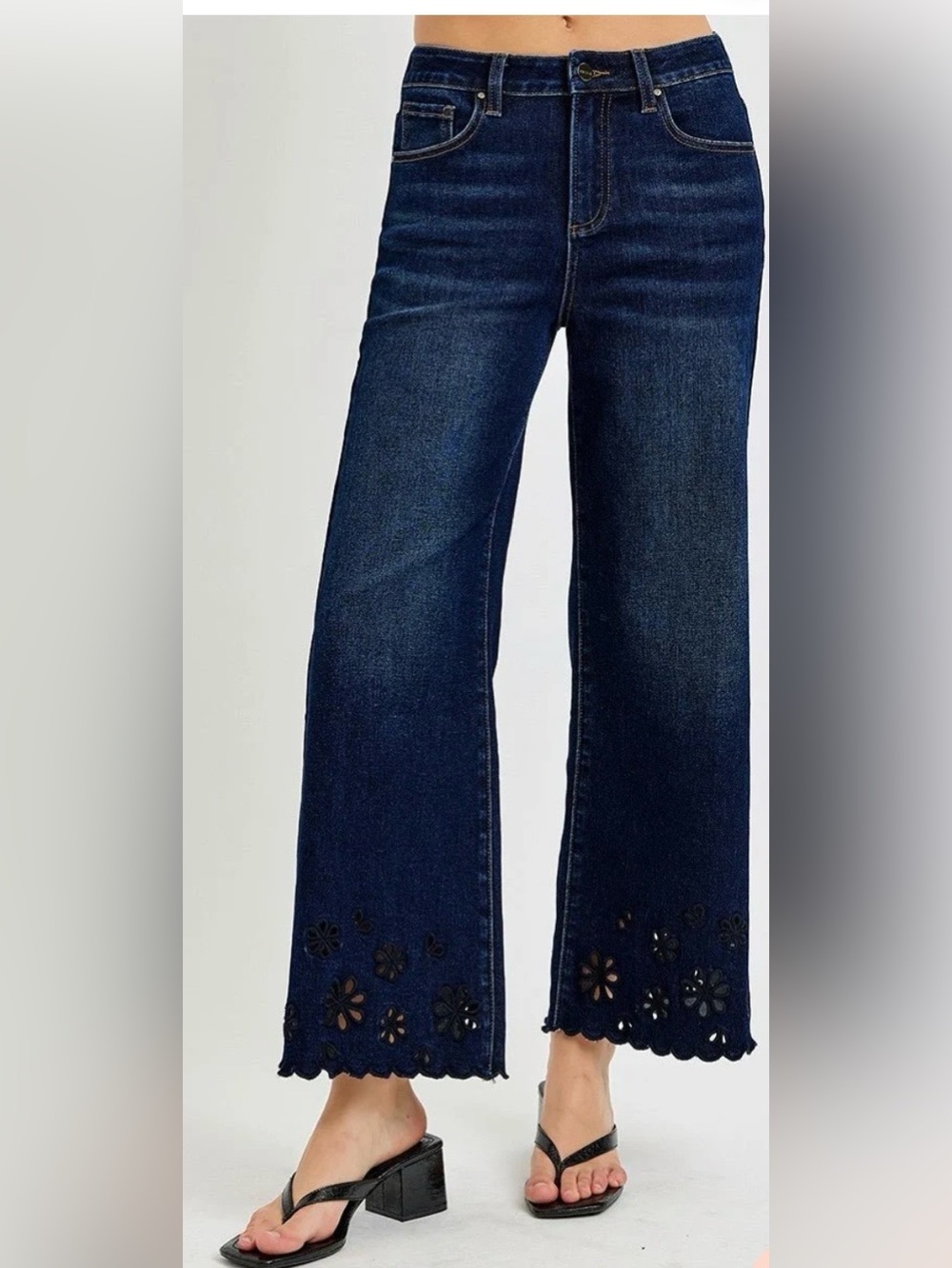 NWT Risen High Rise Sneek Peek Scallop Bottom Jeans